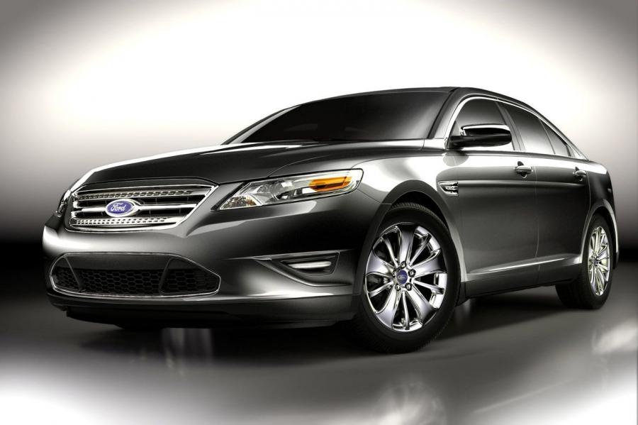  Ford Taurus 2010 года  (фото 36 из 161)